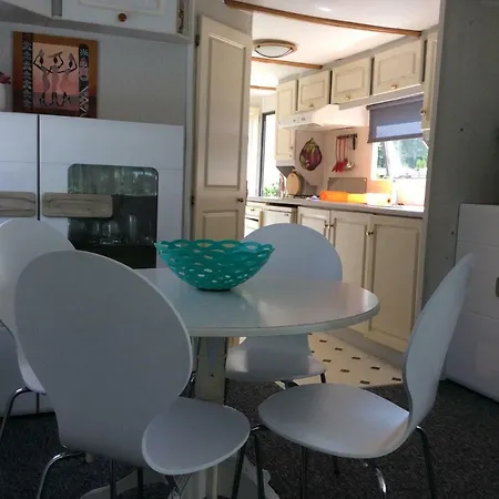 Domki U Kasi Campsite Miedzywodzie